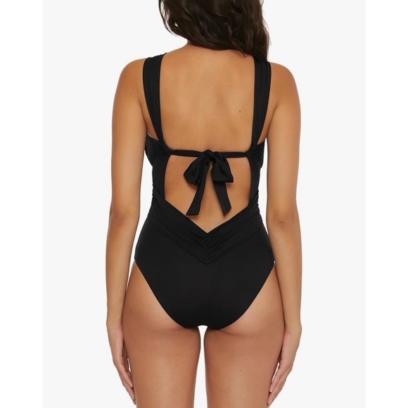 NWOT BECCA Black Halter Twist Front Ruched One Piece Swimsuit 850147 Women M - Picture 2 of 8